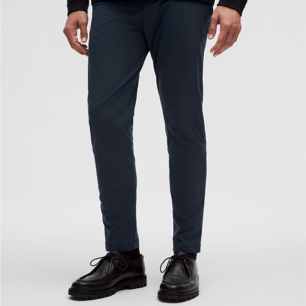 Lululemon ABC pants in Navy